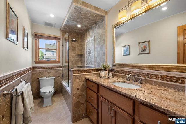 66 Roehrs Drive, Wallington, NJ 07057
