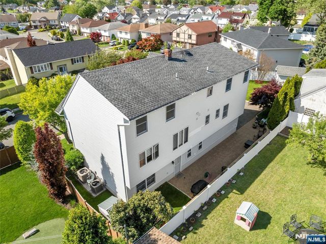 66 Roehrs Drive, Wallington, NJ 07057
