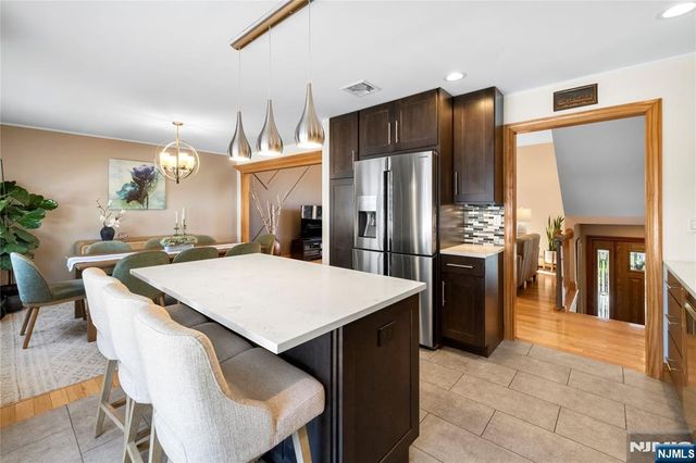 66 Roehrs Drive, Wallington, NJ 07057