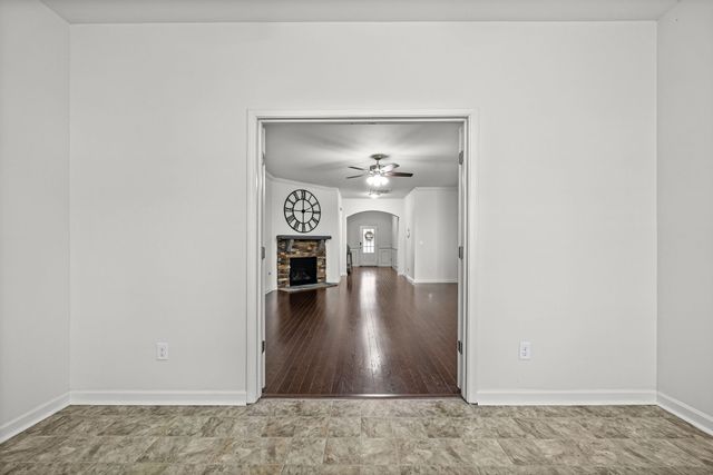 5817 Napa Valley Dr, Smyrna, TN 37167