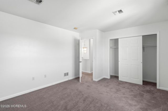 640 Beachwood Avenue, Toms River, NJ 08753