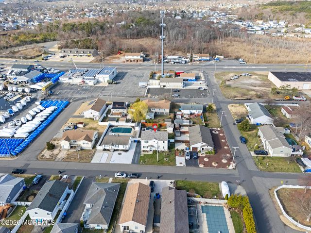 640 Beachwood Avenue, Toms River, NJ 08753