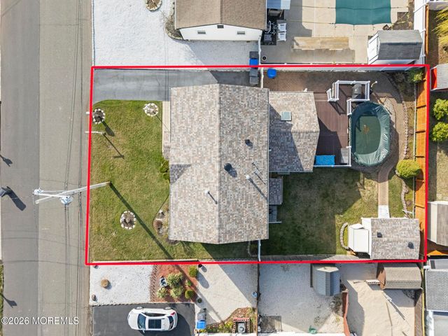 640 Beachwood Avenue, Toms River, NJ 08753