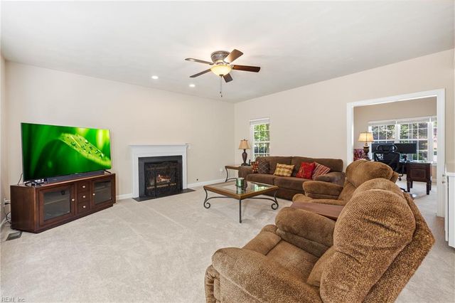 701 Sarasota ARCH, Chesapeake, VA 23322