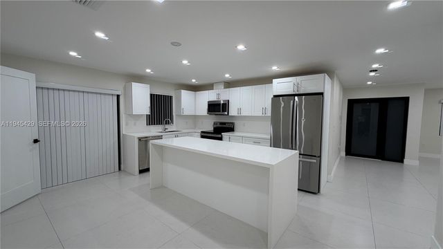 10553 SW 22nd Ter 10553, Miami, FL 33165