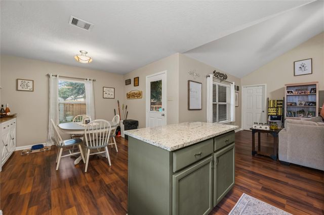 308 Lazy Pine Court, Conroe, TX 77304