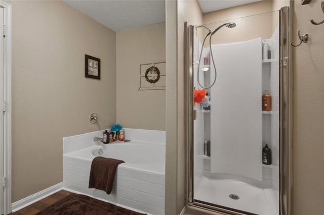 308 Lazy Pine Court, Conroe, TX 77304