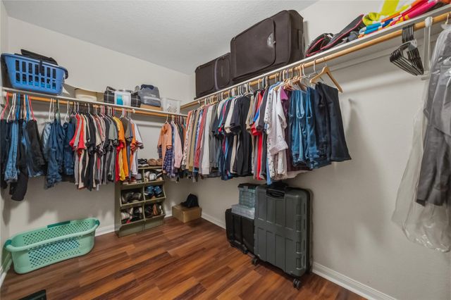 308 Lazy Pine Court, Conroe, TX 77304