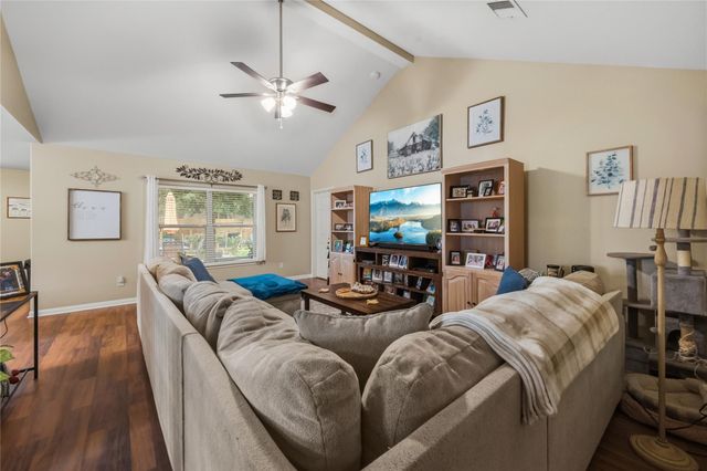 308 Lazy Pine Court, Conroe, TX 77304