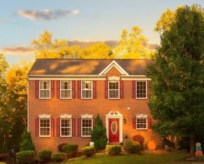 117 Allegheny Dr, Harrison Twp, PA 15065