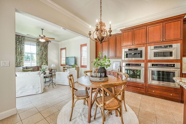 10745 E Landmark Way, Clovis, CA 93619