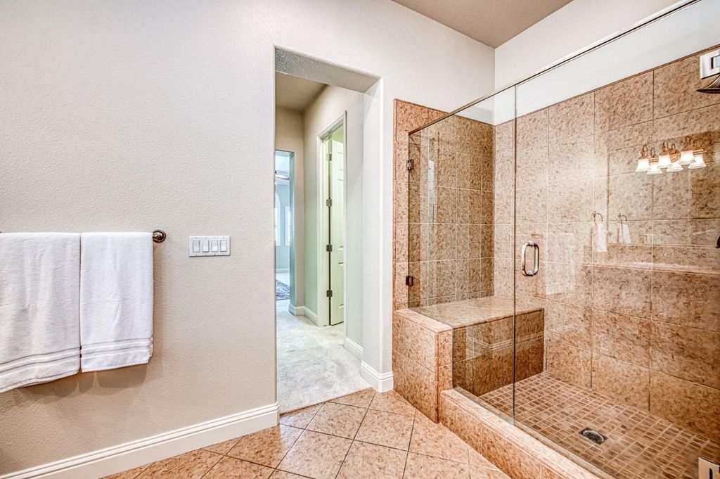 Image 17 of property listing at 10745 E Landmark Way, Clovis, CA 93619