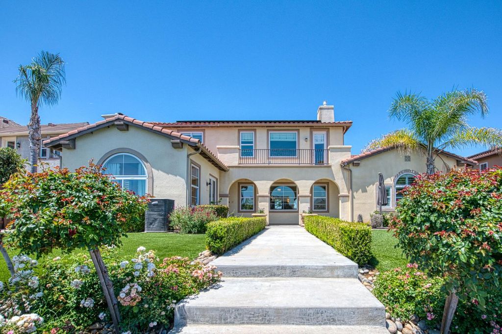 Image 30 of property listing at 10745 E Landmark Way, Clovis, CA 93619