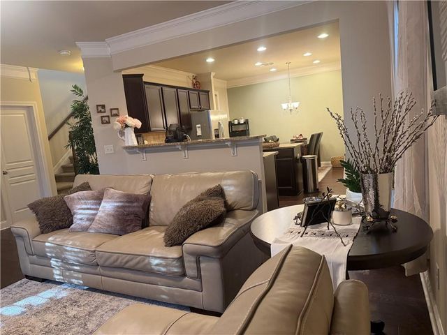 6210 Crested Moss Drive, Alpharetta, GA 30004