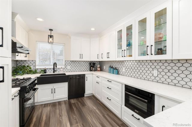 3231 S University Boulevard, Englewood, CO 80113