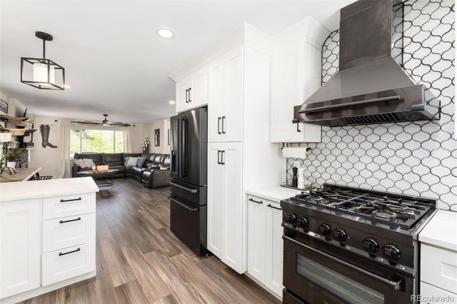 3231 S University Boulevard, Englewood, CO 80113