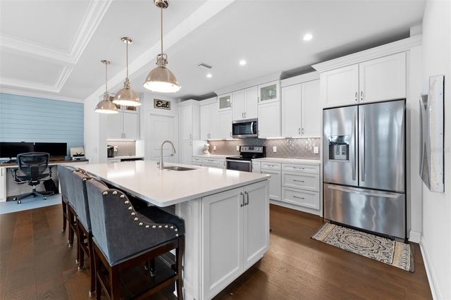 310 S HABANA AVENUE 5, Tampa, FL 33609