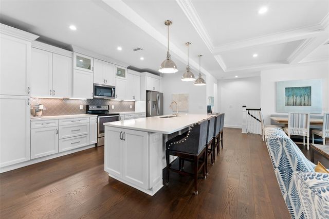 310 S HABANA AVENUE 5, Tampa, FL 33609