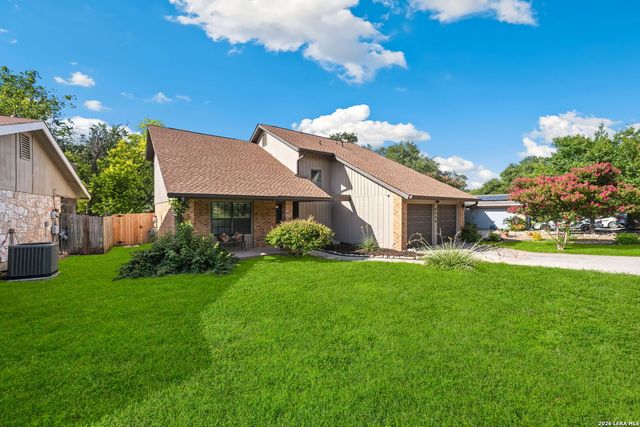 8430 TIMBER CREST ST, San Antonio, TX 78250