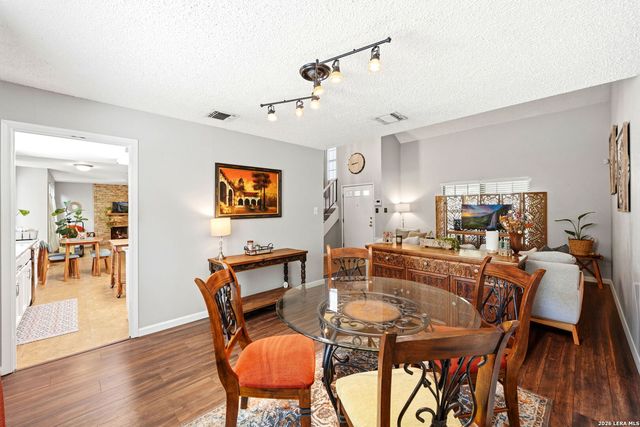 8430 TIMBER CREST ST, San Antonio, TX 78250