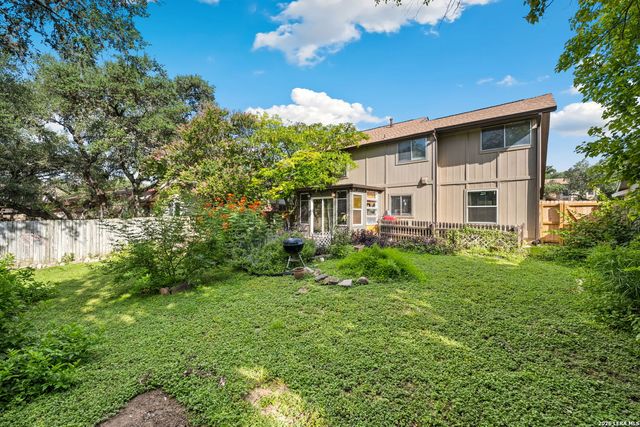 8430 TIMBER CREST ST, San Antonio, TX 78250