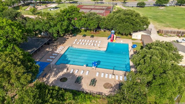 8430 TIMBER CREST ST, San Antonio, TX 78250