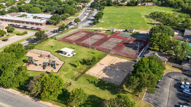 8430 TIMBER CREST ST, San Antonio, TX 78250