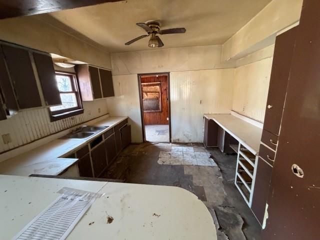 1123 Waverly Avenue, Kansas City, KS 66104