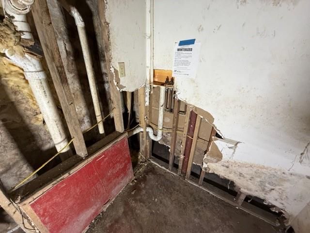 1123 Waverly Avenue, Kansas City, KS 66104