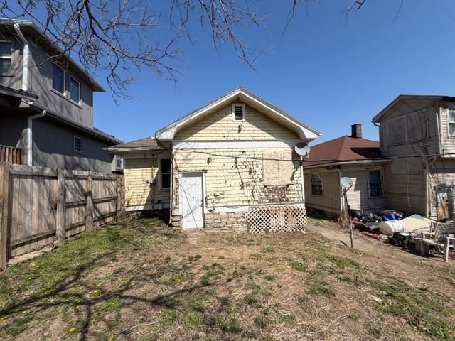 1123 Waverly Avenue, Kansas City, KS 66104