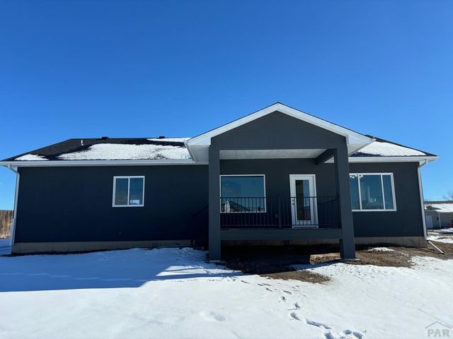 23 S Fairknoll Dr, Pueblo West, CO 81007