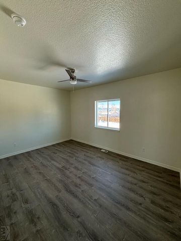 23 S Fairknoll Dr, Pueblo West, CO 81007