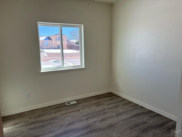 23 S Fairknoll Dr, Pueblo West, CO 81007