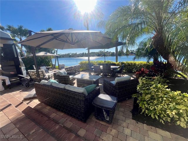 4685 Southern Breeze DR, Naples, FL 34114