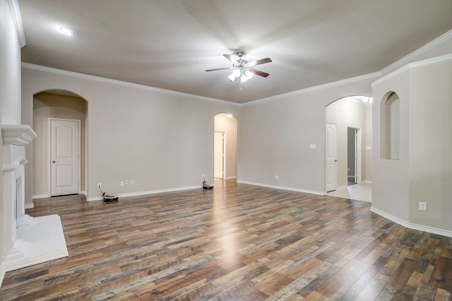 2209 Caroline Drive, Weatherford, TX 76087