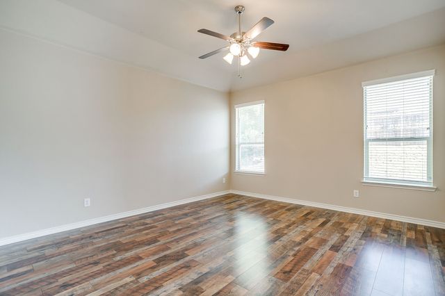 2209 Caroline Drive, Weatherford, TX 76087