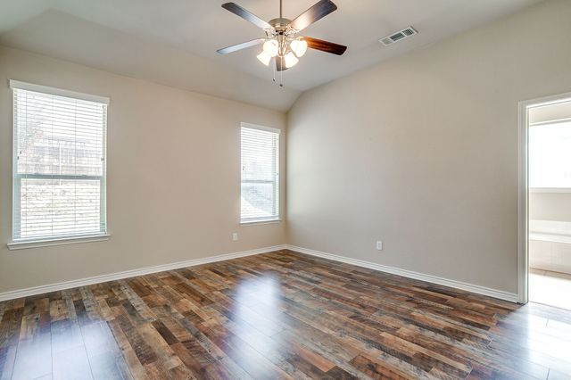 2209 Caroline Drive, Weatherford, TX 76087