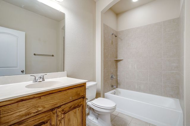 2209 Caroline Drive, Weatherford, TX 76087