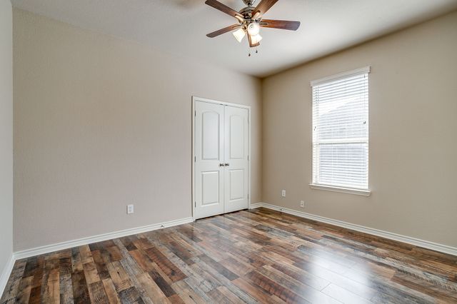 2209 Caroline Drive, Weatherford, TX 76087