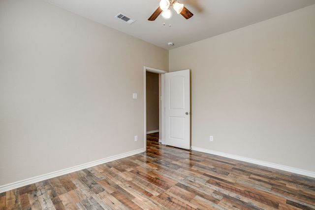 2209 Caroline Drive, Weatherford, TX 76087