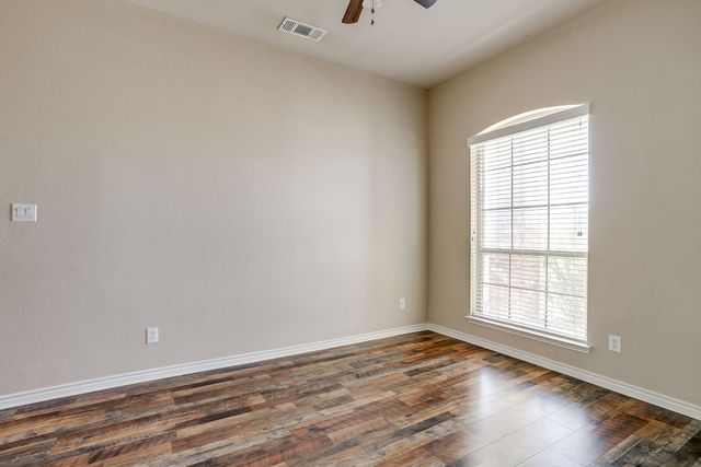 2209 Caroline Drive, Weatherford, TX 76087