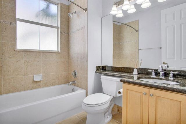 1383 Piazza Pitti, Boynton Beach, FL 33426