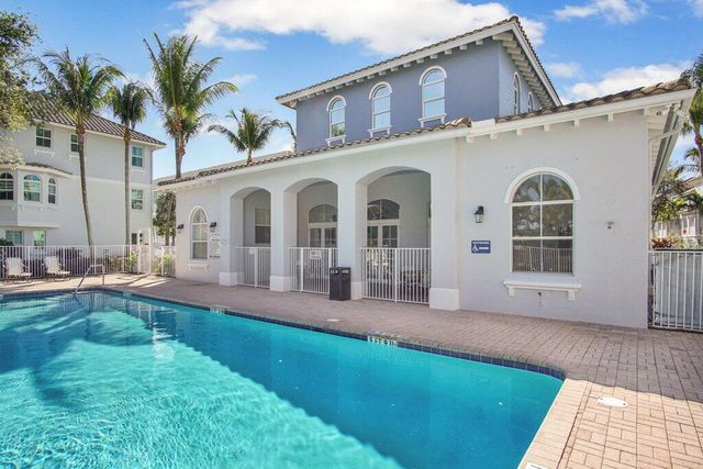 1383 Piazza Pitti, Boynton Beach, FL 33426