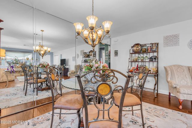 112 Santiago Drive, Toms River, NJ 08757