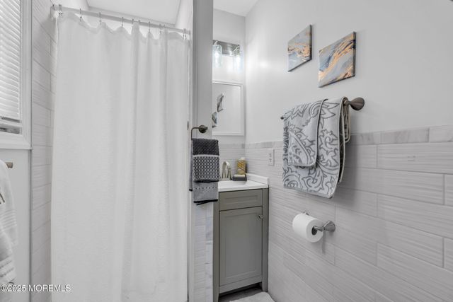 112 Santiago Drive, Toms River, NJ 08757