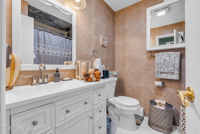 112 Santiago Drive, Toms River, NJ 08757