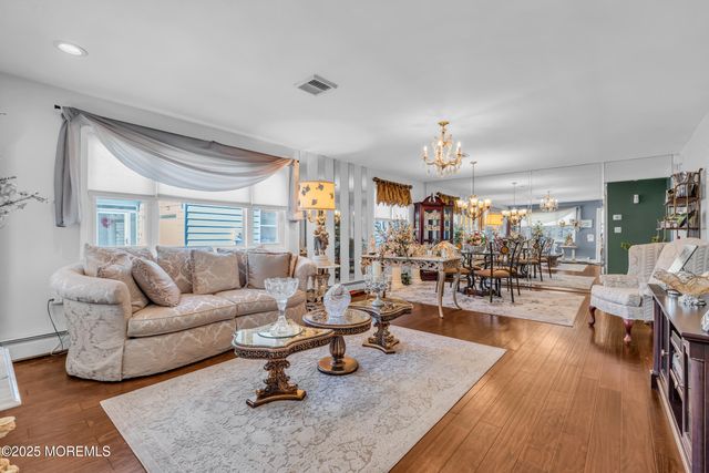 112 Santiago Drive, Toms River, NJ 08757