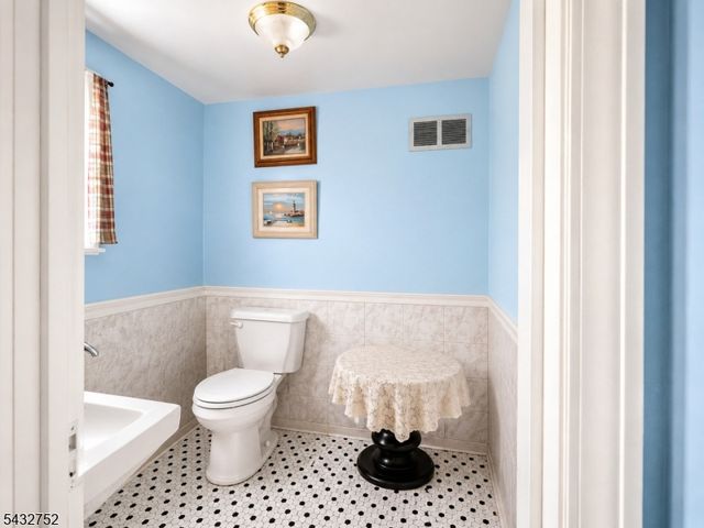 121 Mountain Ave, North Plainfield Boro, NJ 07060