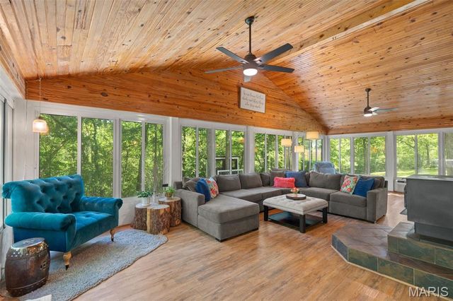 764 Wanda Leigh Lane, Washington, MO 63090