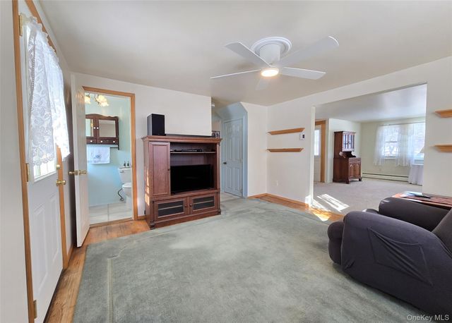 12 Galaxie Lane, Selden, NY 11784